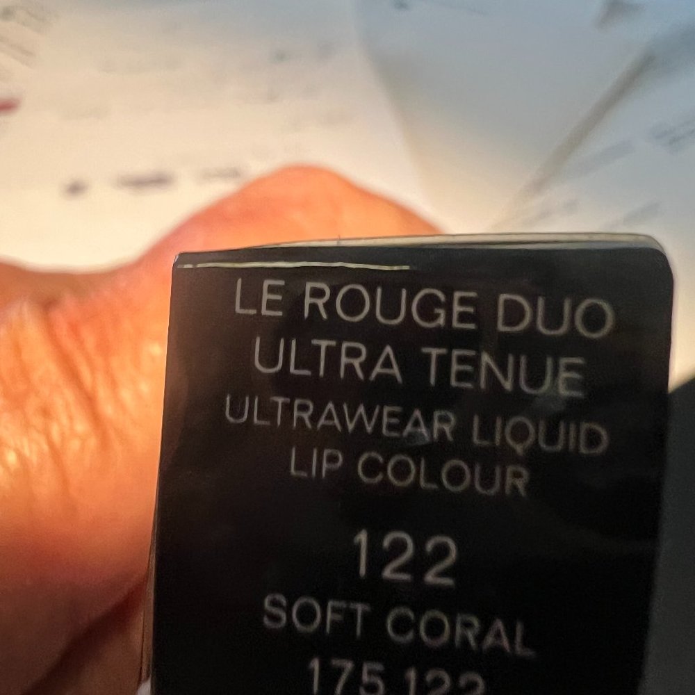 LE ROUGE DUO ULTRA TENUE #122